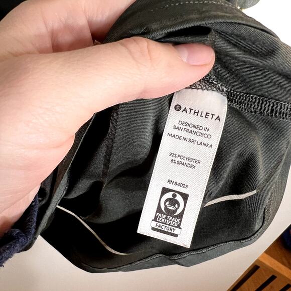 Athleta Dark Green Chi Tank - Picture 3 of 4